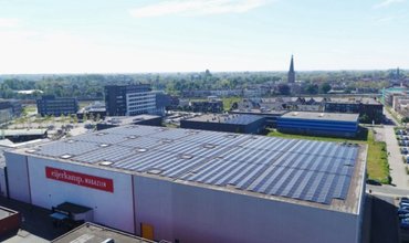 Businesscase-zonnepanelen-op-bedrijfsdak-572x429.png