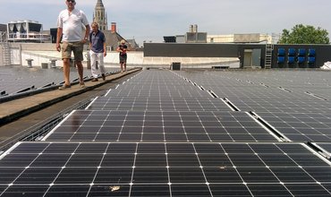 Zonnedak-bij-de-Nieuwe-Veste-ZonnepanelenDelen.jpg