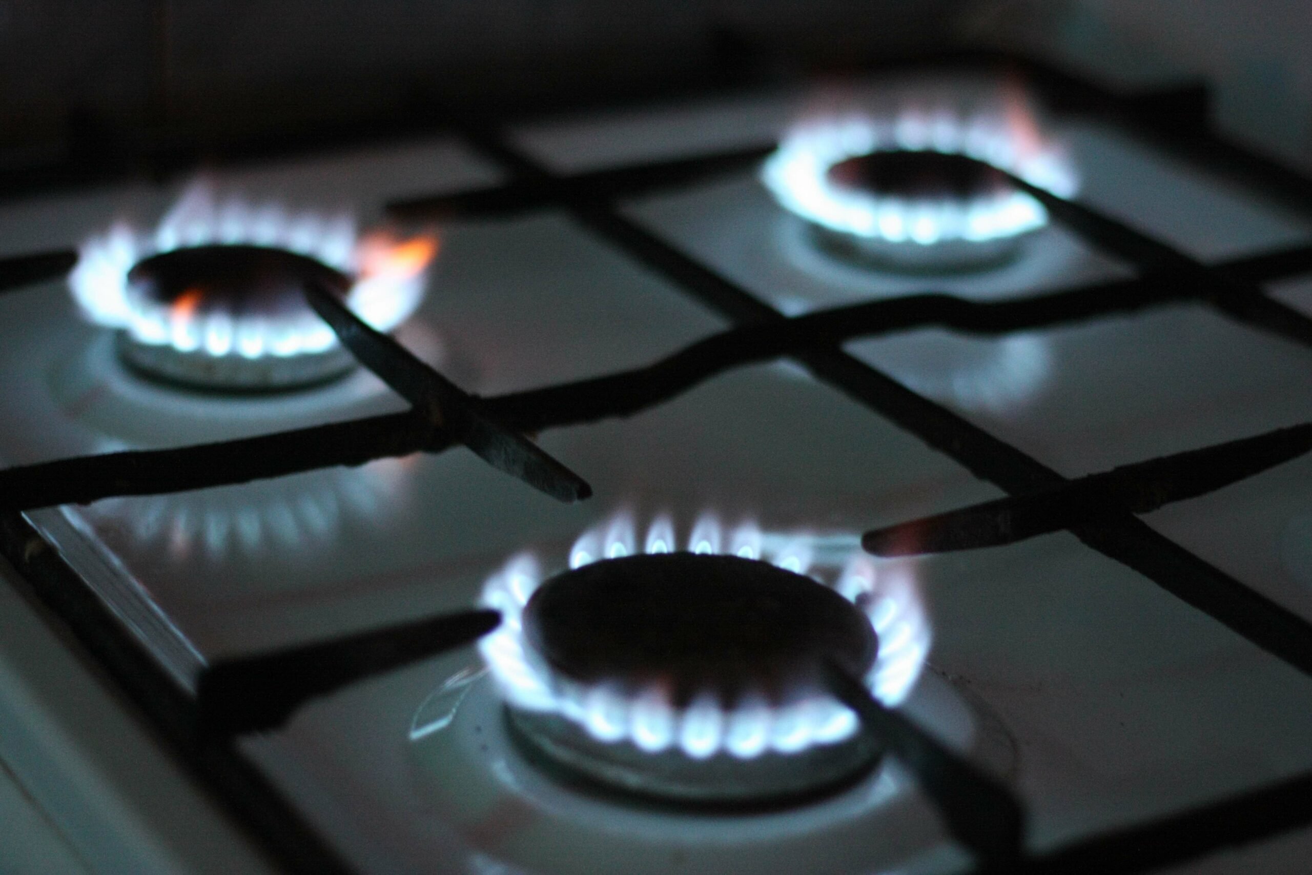 Russich-gas-scaled.jpg