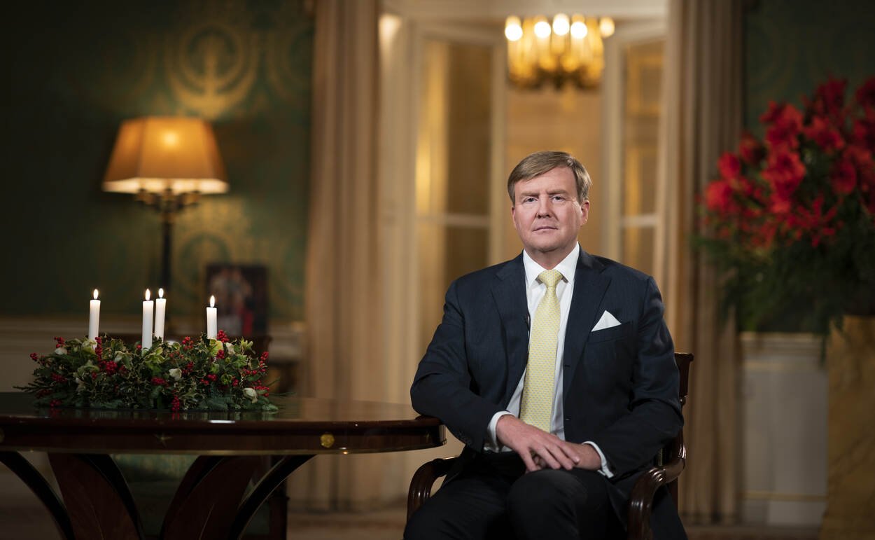 kersttoespraak-2018-koning-willem-alexander-liggend.jpg
