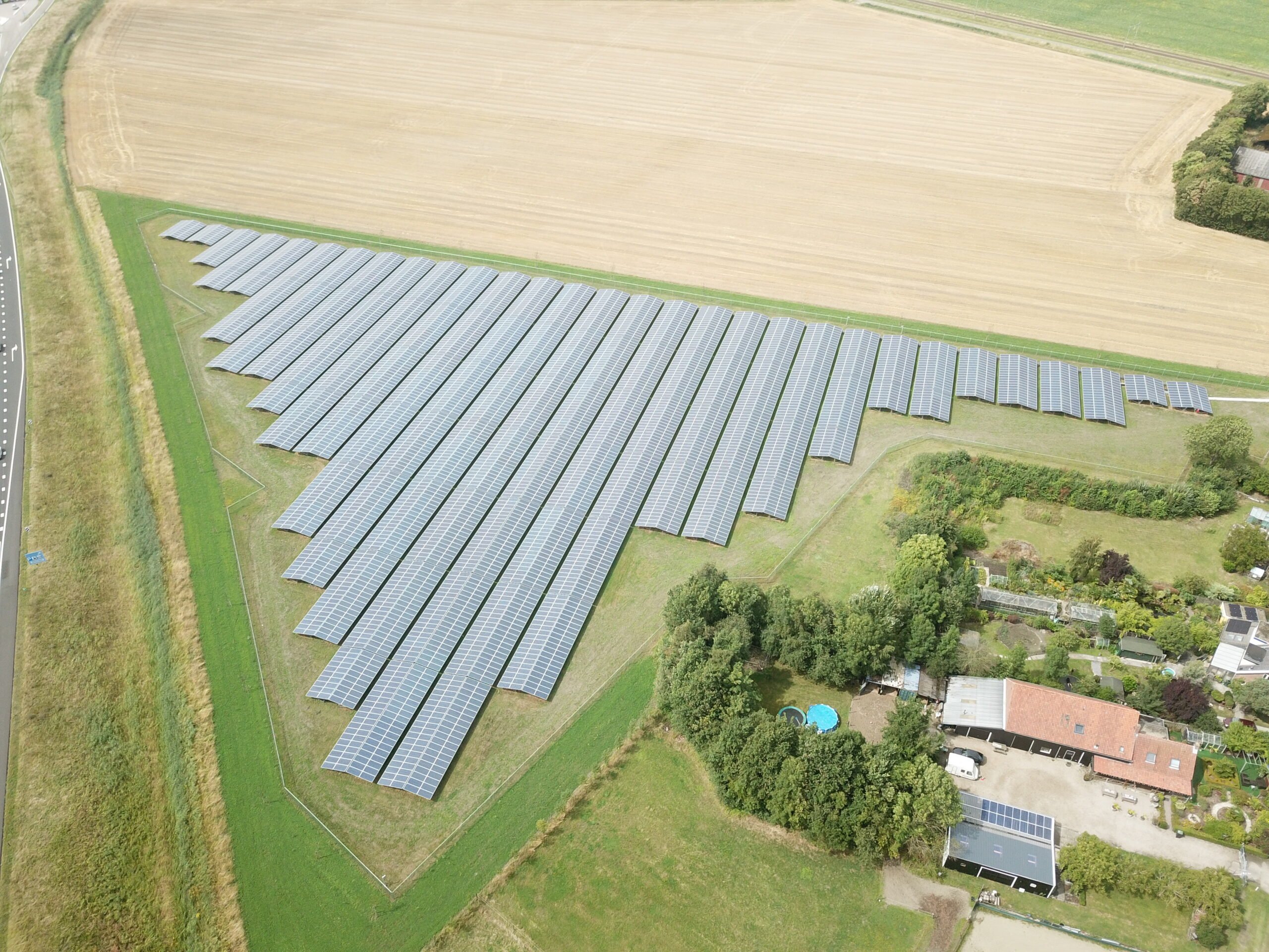 zonnepark-arendskerke-goes-scaled.jpg